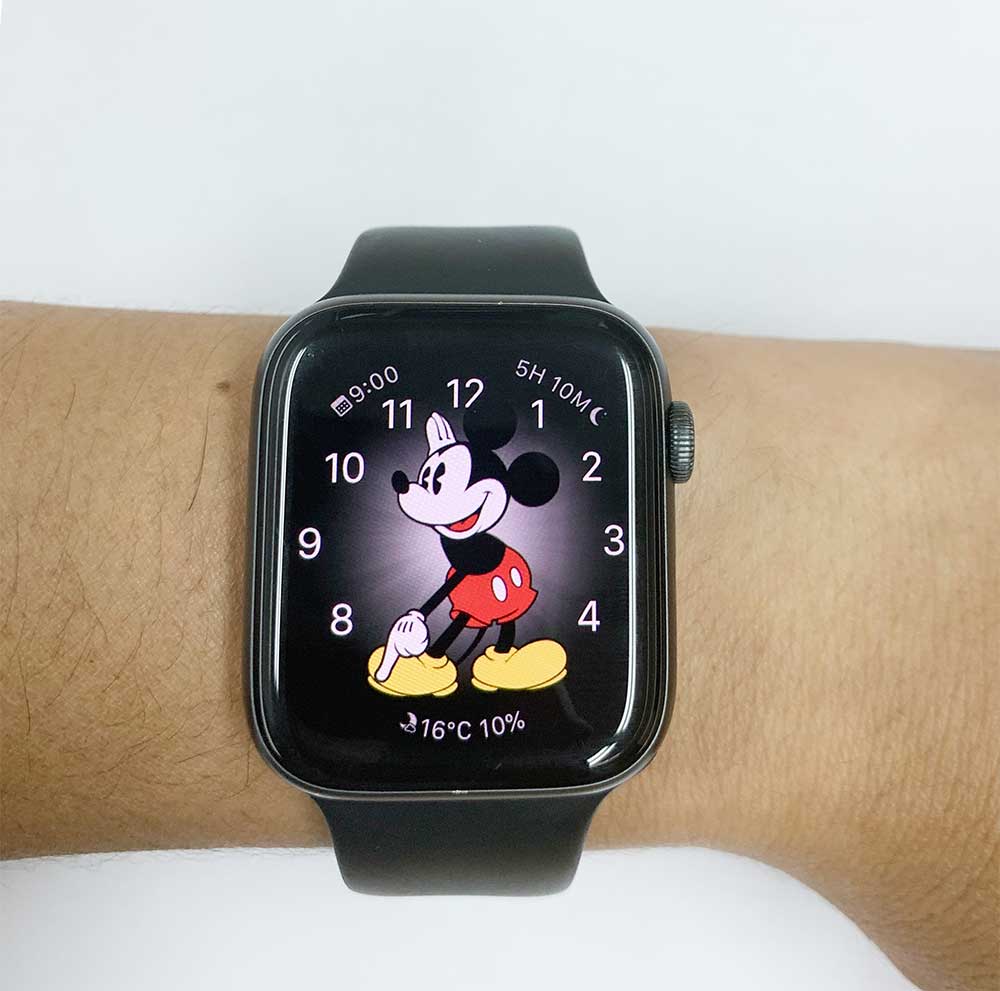 アップルウォッチ(AppleWatch)の「文字盤変更」で毎日が楽しくなる！アニメキャラクター編 あなたはミッキー&ミニー派？それともトイス