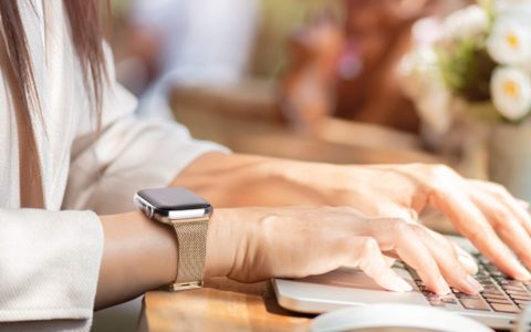 Apple Watchのオシャレな女性向けスチールバンド15選 21 最新版 スマートウォッチライフ Apple Watchのオシャレな女性向けスチールバンド15選 21 最新版 スマートウォッチライフ