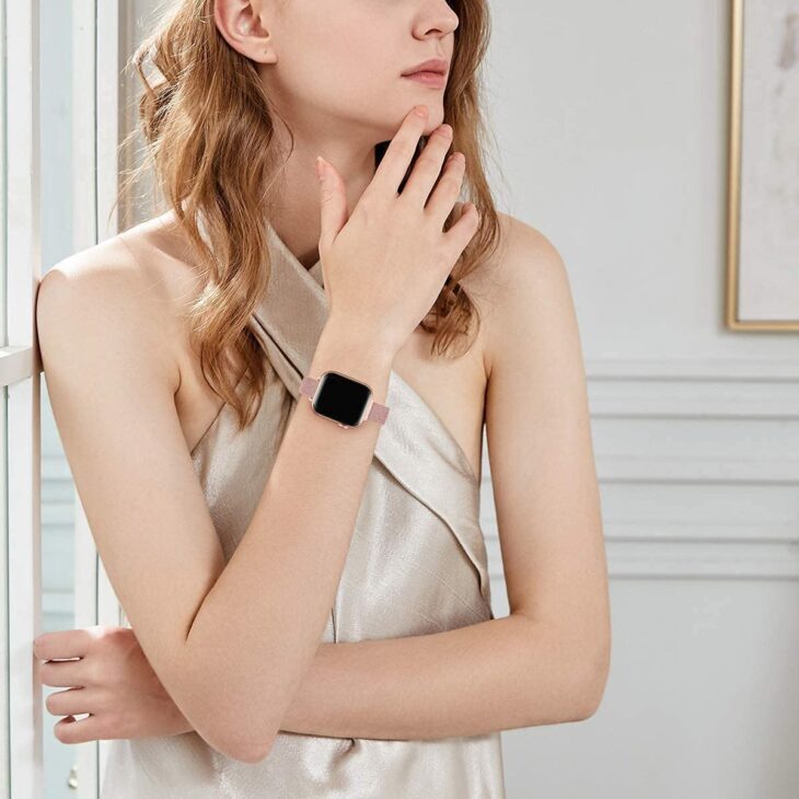 オシャレな女性向けapple Watchバンド25選 流行中の くすみカラー クリアカラー のバンドも紹介 スマートウォッチライフ