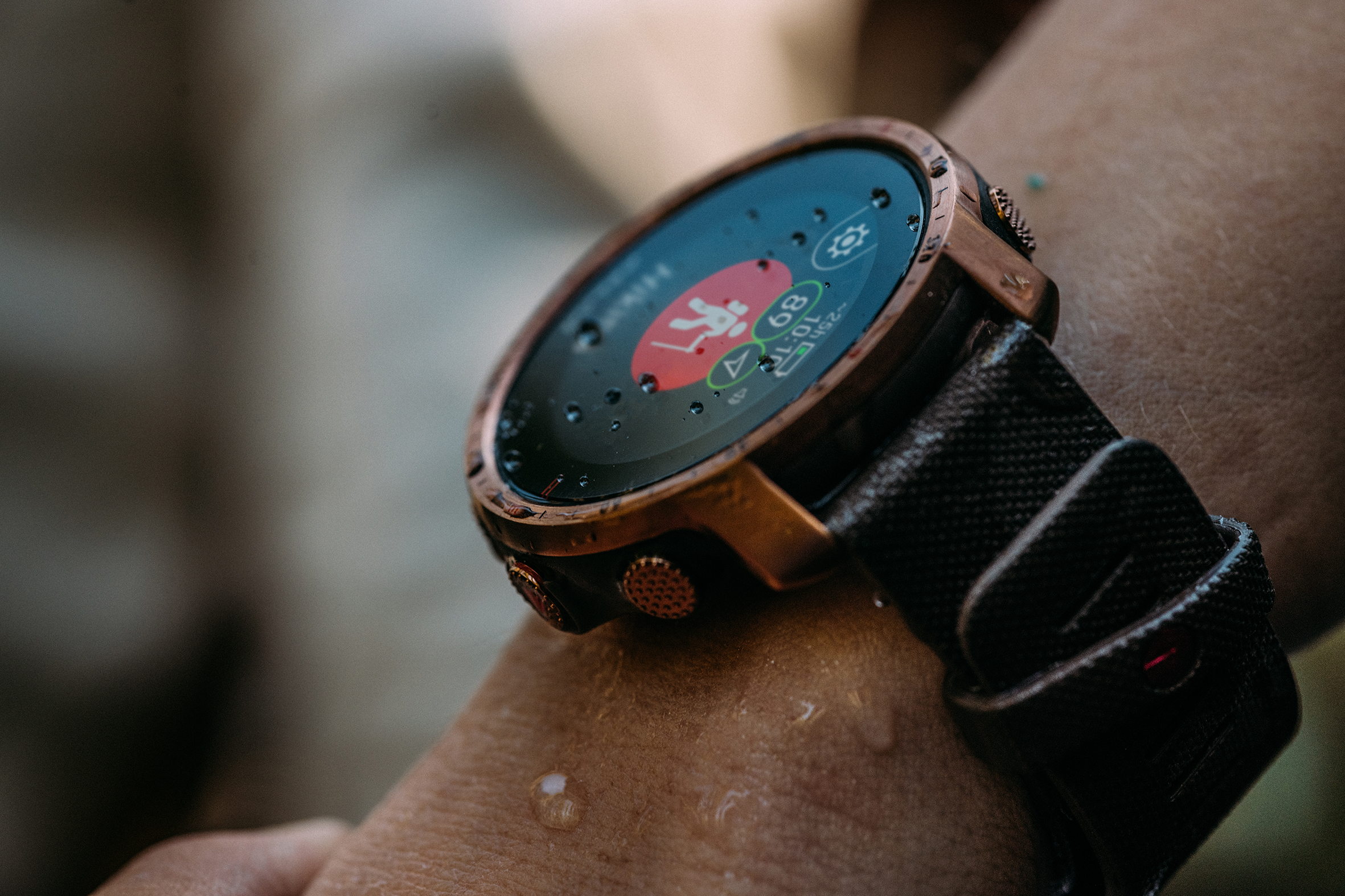 Polarが新作の本格アウトドアウォッチ「Polar Grit X Pro / Grit X Pro