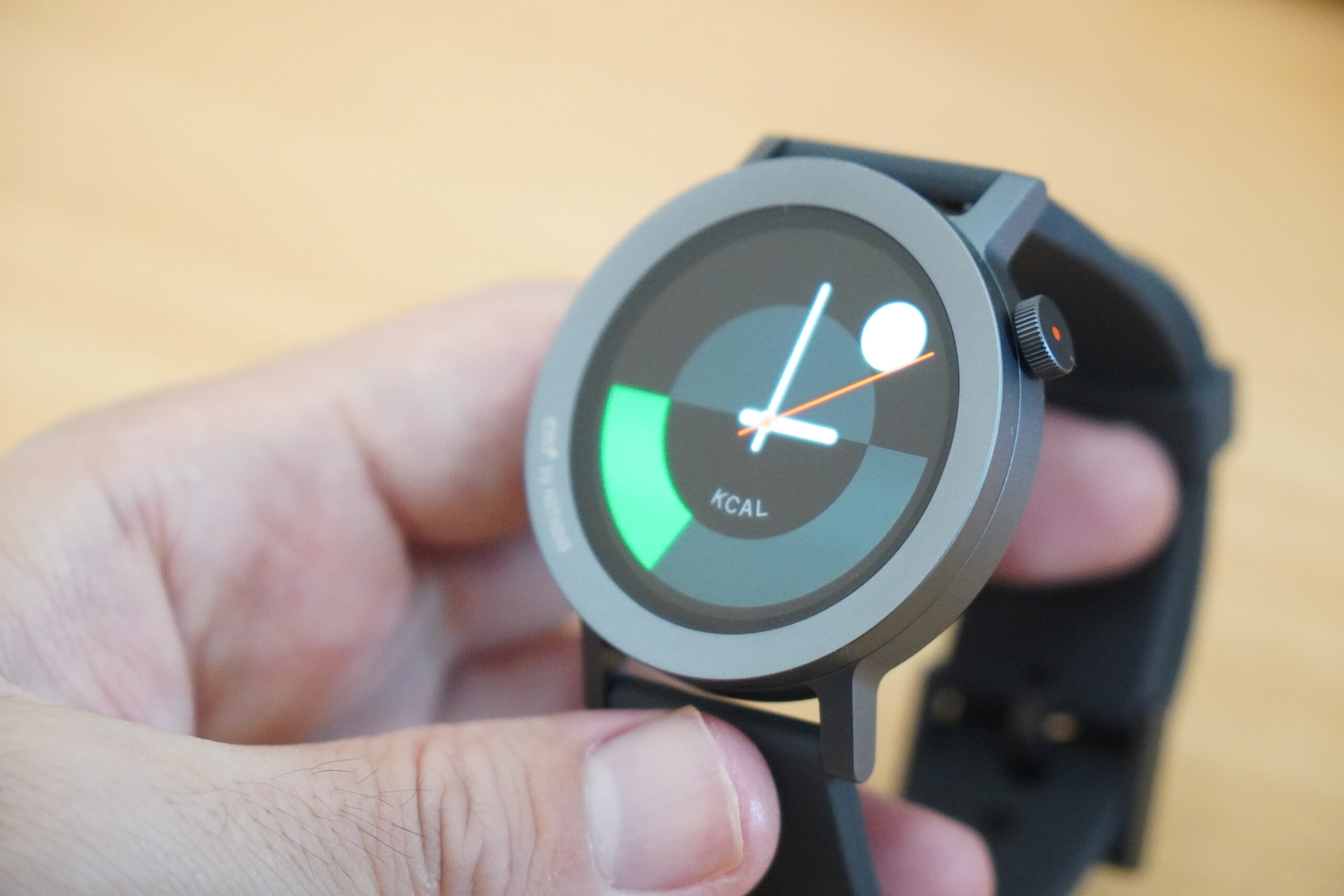 Nothingのスマートウォッチ CMF Watch Pro 2 の実機写真
