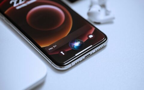 Apple、AIヘビーユーザー向けにiCloud+の上位プランを用意へ｜ティム・クックCEOが決算説明会で表明、Siri AIは無料のまま【海外ニュース】