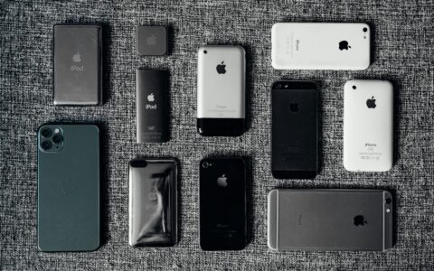 初代Apple Watchから4,118日。iPodからiPhoneが生まれた時間の2倍が過ぎた｜「次」はどこから来るのか