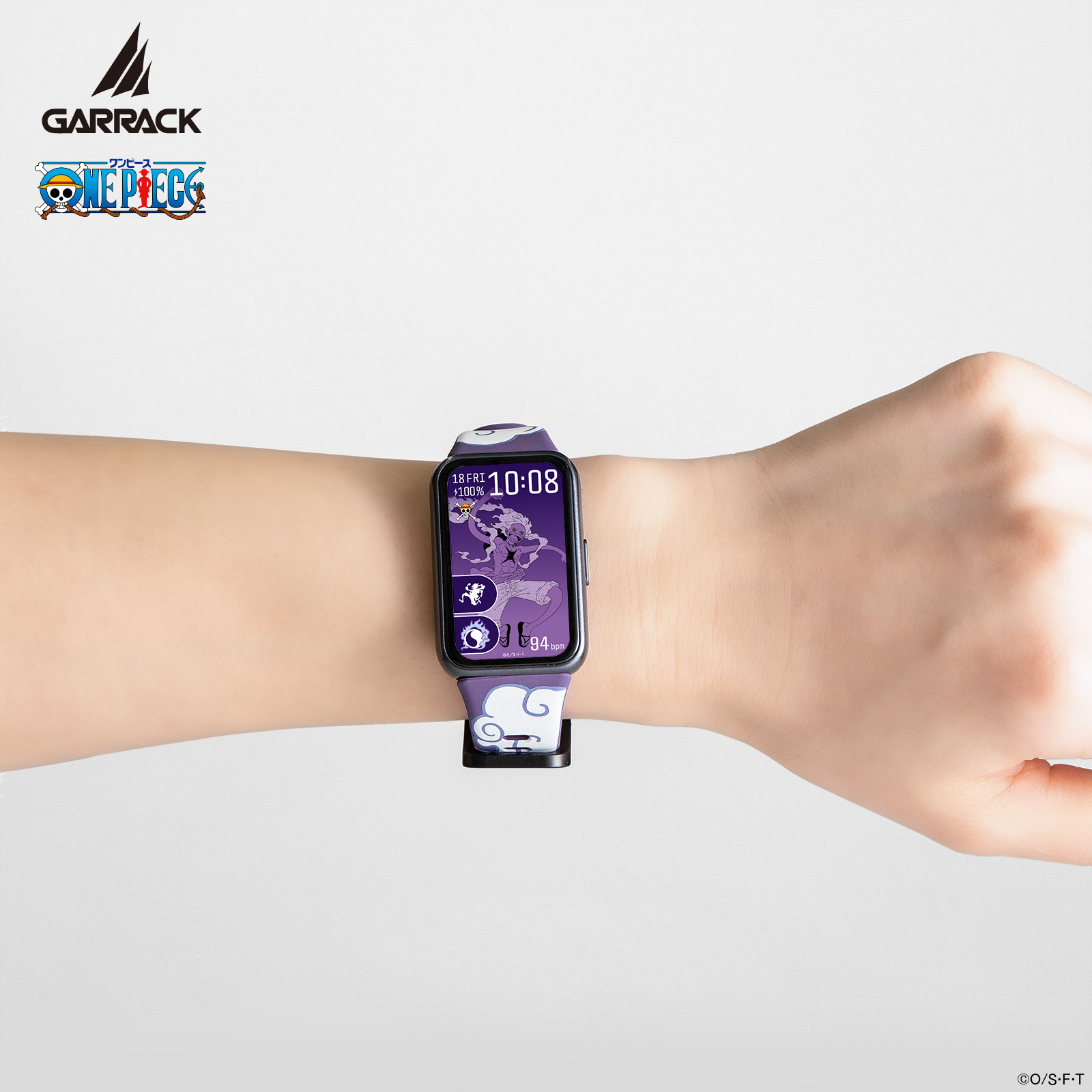 GARRACK ONE PIECE スマートウォッチ 装着イメージ 軽量設計で男女問わず使いやすいデザイン