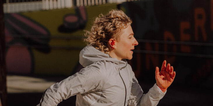 Suunto Spark 充電ケースとイヤホン本体