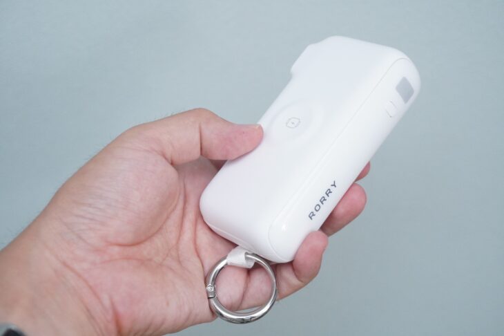 RORRY Flow 実機レビュー｜新幹線でもホテルでも、これ1台で家族3台の充電をまかなえた全部入りモバイルバッテリー