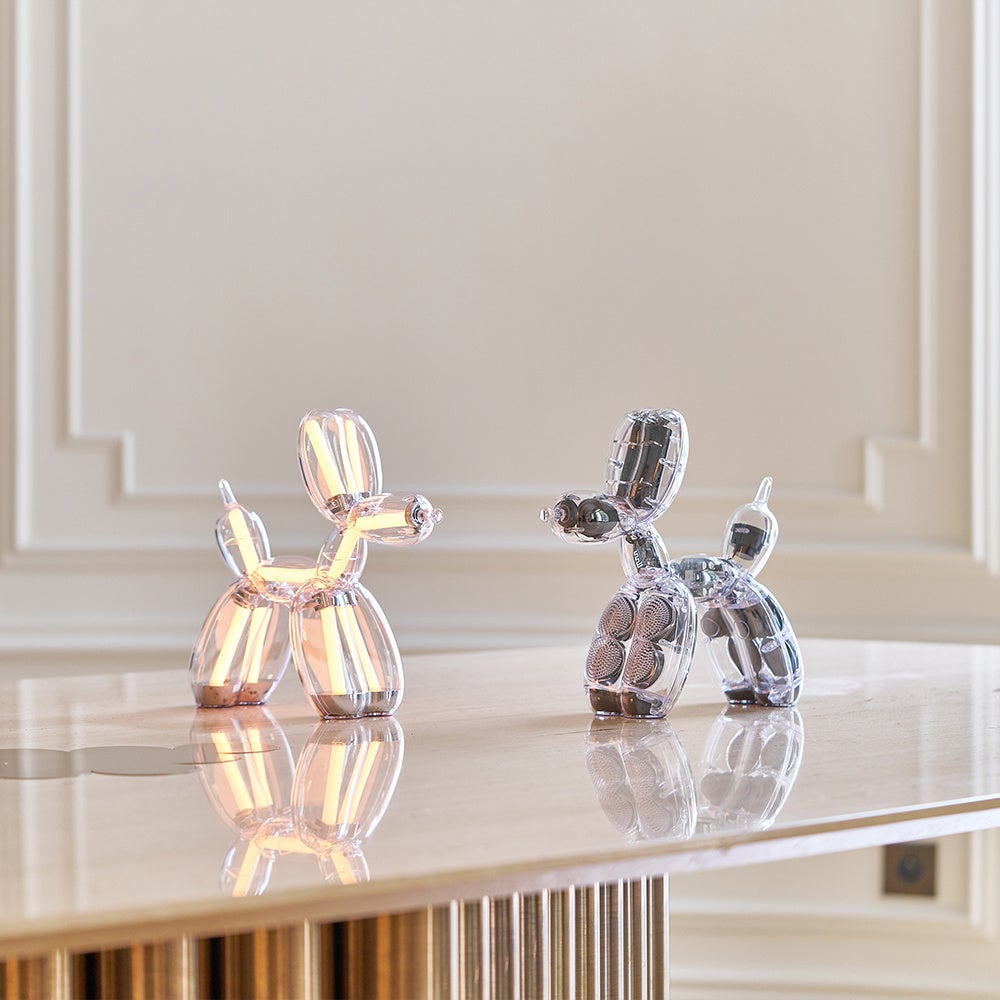 Lexonの「Balloon Dog Lamp」と「Balloon Dog Speaker」の製品ビジュアル