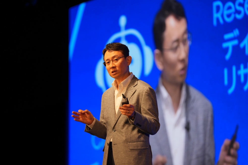 AIガバナンスの講演スライド Governance Across Every Layer