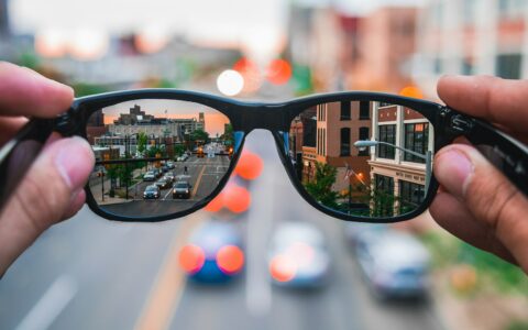 Samsung、7月22日にAndroidスマートグラスを発表か？｜Google・Qualcommと共同、ディスプレイなし・Gemini AIでRay-Ban Metaに対抗