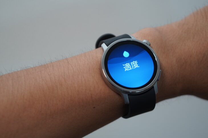 からだメイト Watchの水分バランス表示。体内の水分状態が「適度」と判定されている