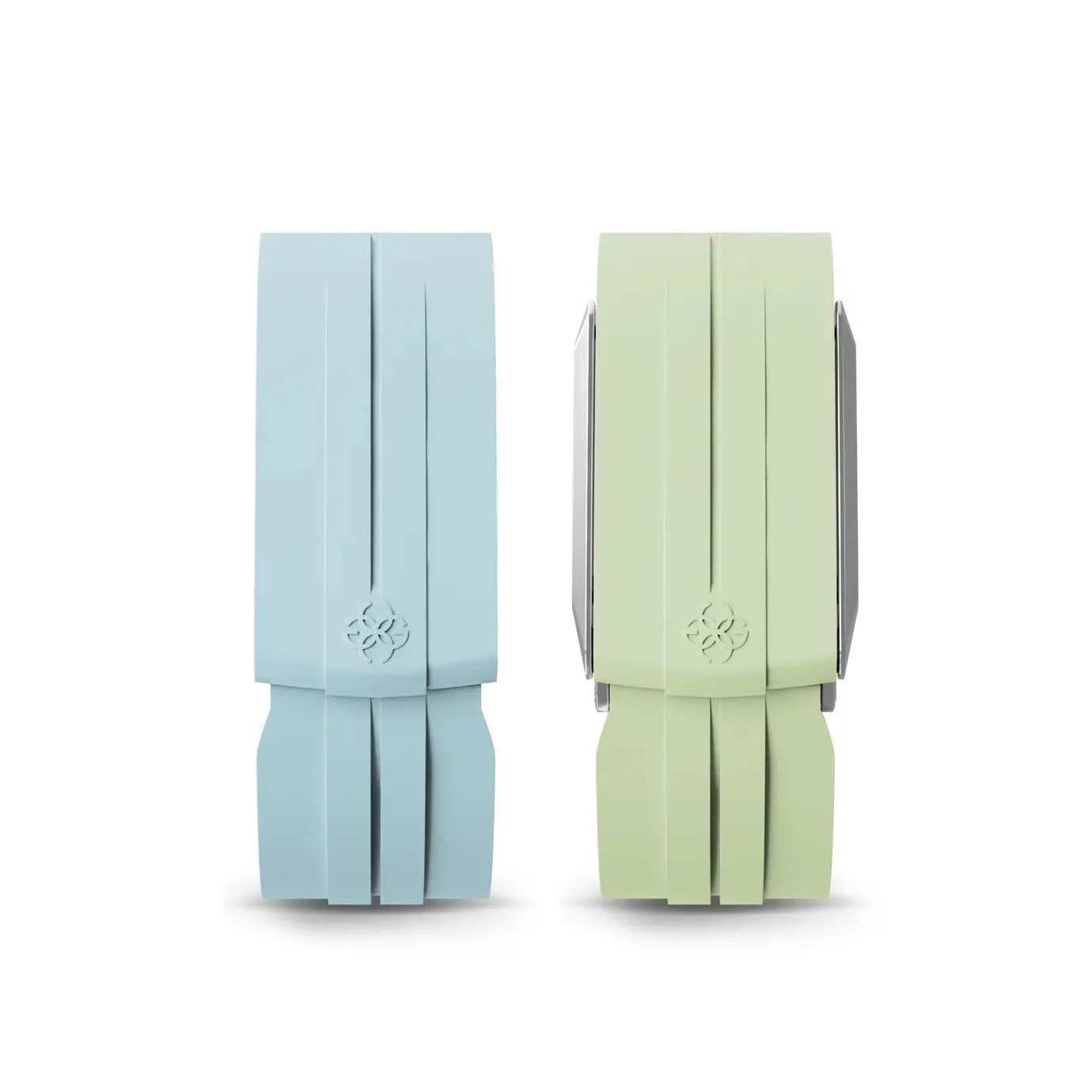 付属する2本のストラップ。左が淡いブルーのMonaco Blue、右が淡いグリーンのPinsa green。