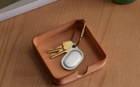 Google が忘れ物トラッカー「Google Pixel Tag」を発表｜1個5,010円・4個16,940円で11月発売、UWB 搭載の Android 専用