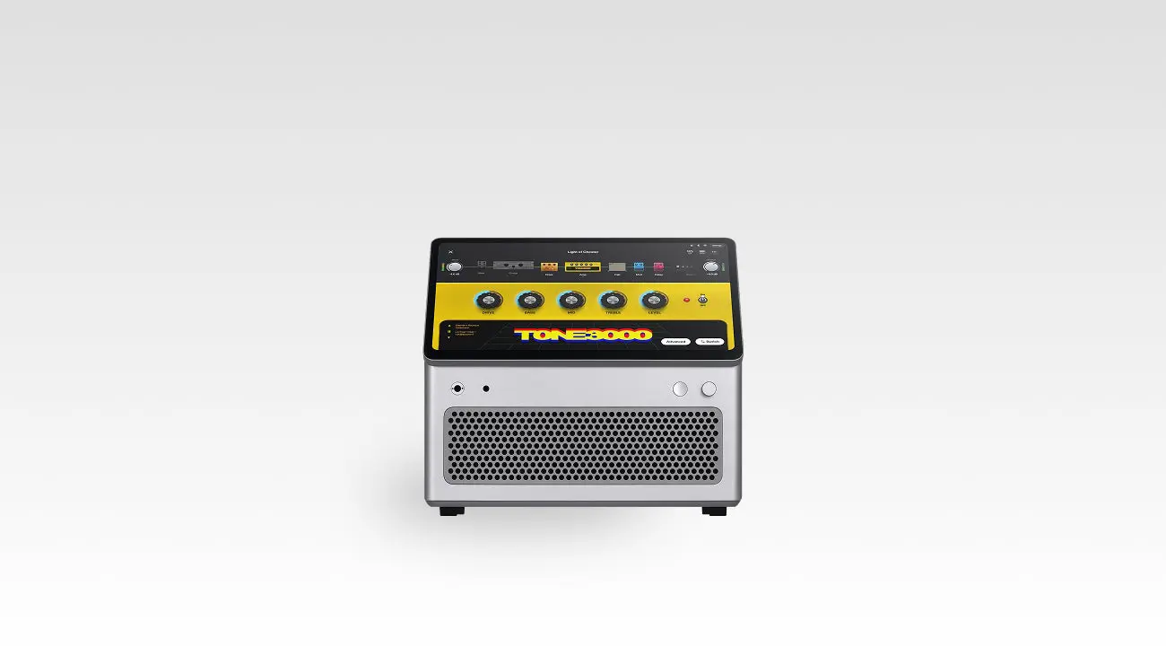 LAVA STUDIOの画面にトーンライブラリ「TONE3000」が表示されている様子。本体から直接アクセスできる。