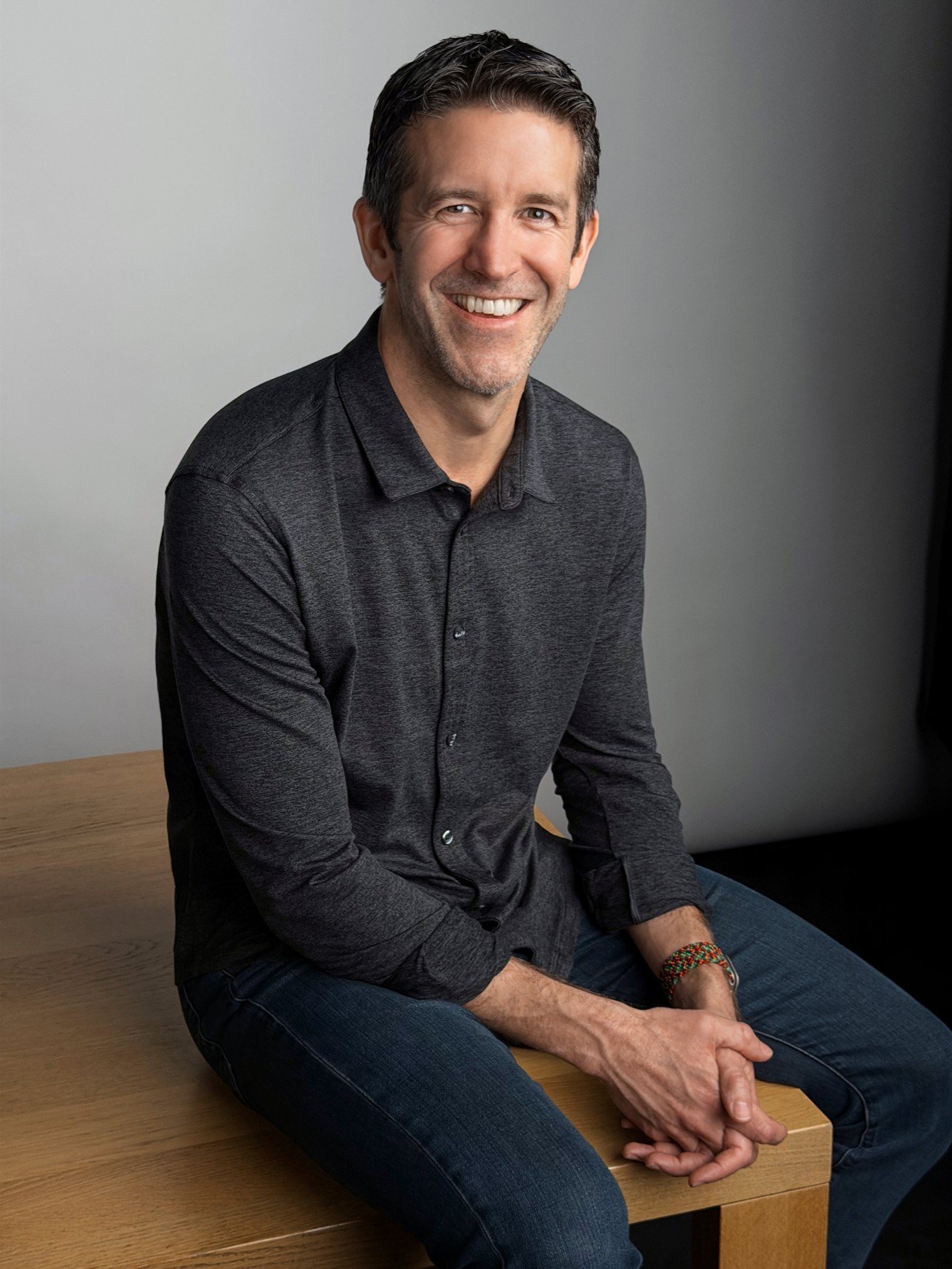 Appleの新CEOに就任したジョン・ターナスのポートレート