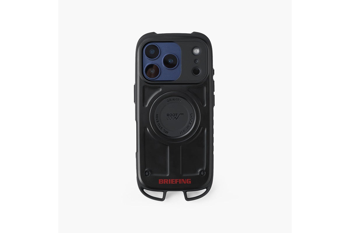 BR×ROOT CO. for iPhone 17 Pro/18 Pro。背面にBRIEFINGのロゴが入った黒い耐衝撃iPhoneケース