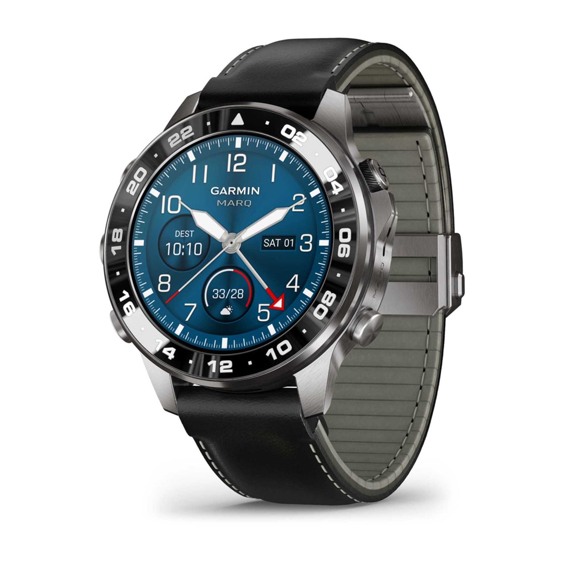 ガーミン MARQ Aviator(第3世代)。黒いレザーストラップと、UTCの目盛りが入った黒いセラミックベゼルのモデル