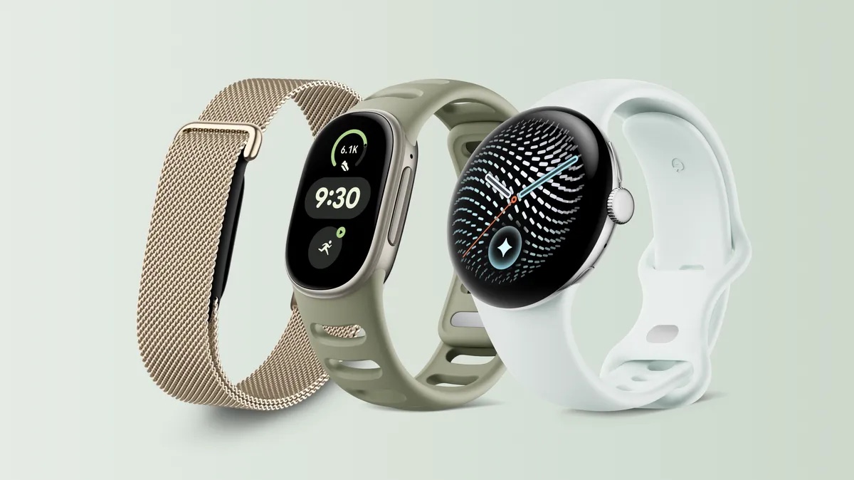 左から画面のないGoogle Fitbit Air、Google Fitbit Edge、丸い画面のGoogle Pixel Watchを並べた画像