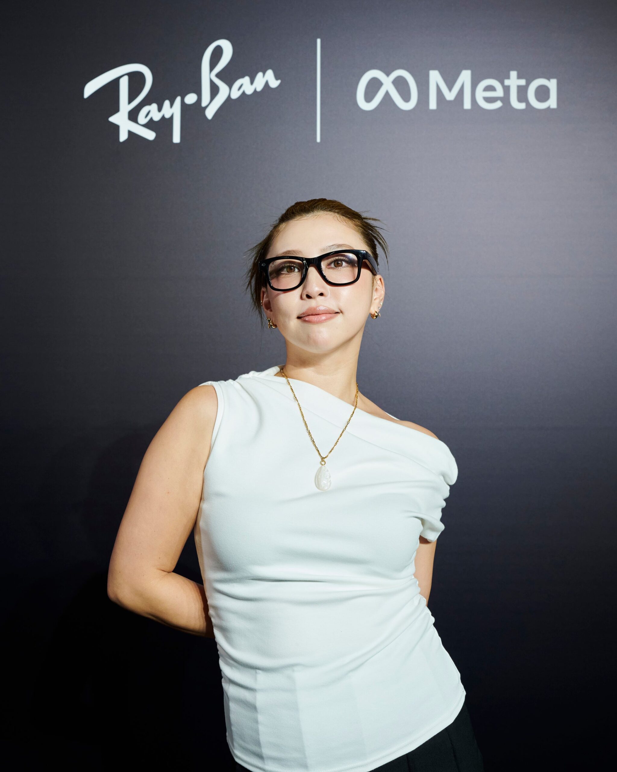 Ray-Ban Meta (Gen 3)発売記念イベントでRay-Ban Meta (Gen 3)を着用した植野有砂氏