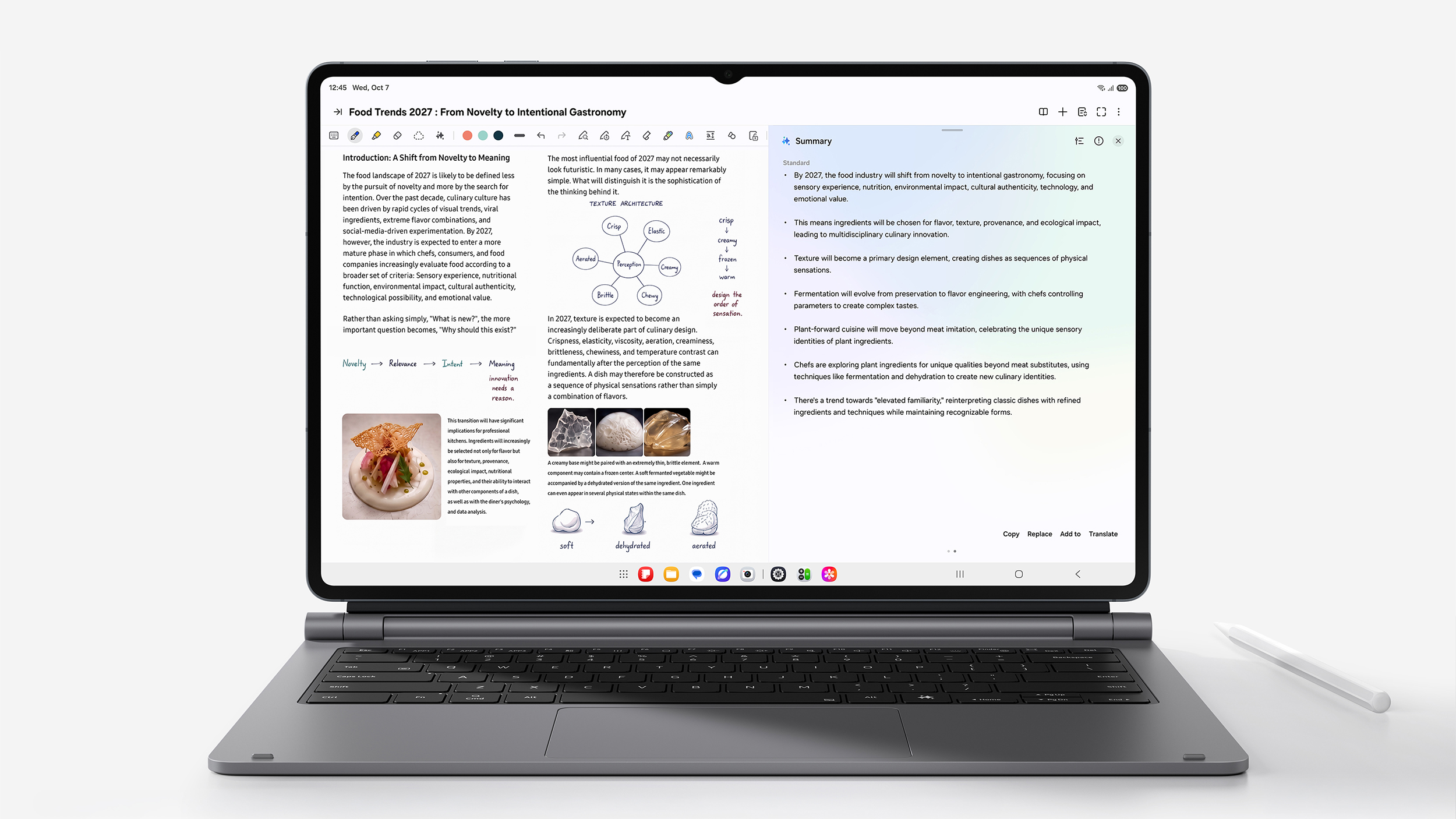 Samsung Galaxy Tab S12シリーズでSamsung Notesのメモをノートアシストが要約している画面。キーボードを装着している