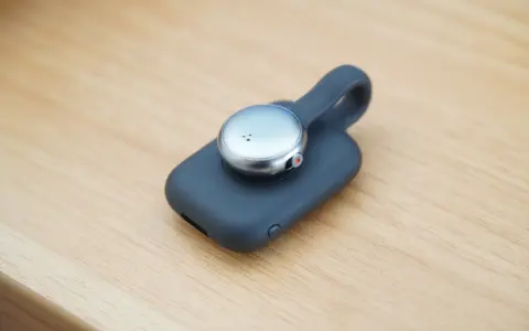 SwitchBot AIマインドクリップ 実機レビュー｜話したことがToDoと週間サマリーになる 16.8gを服に留めてさっと触るだけで録音